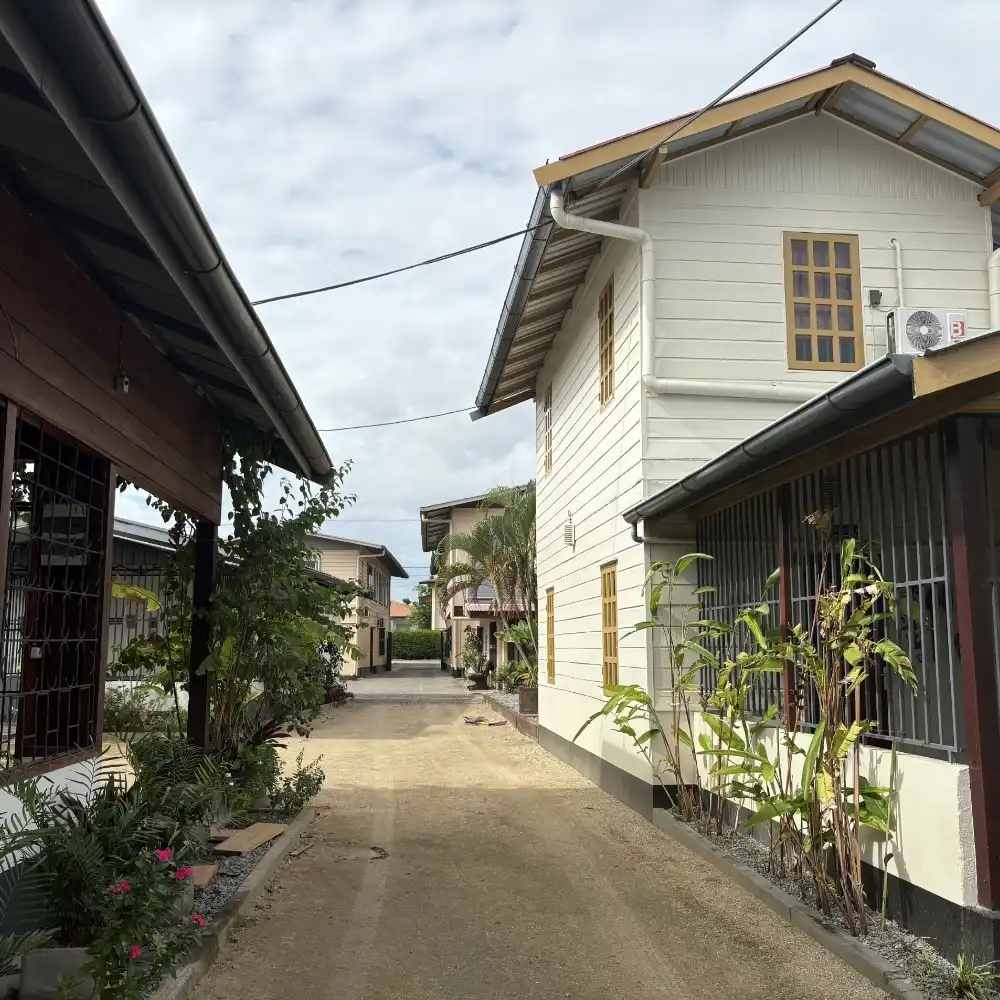 Welcome at Klein Kronenburg - Vacation homes in Paramaribo